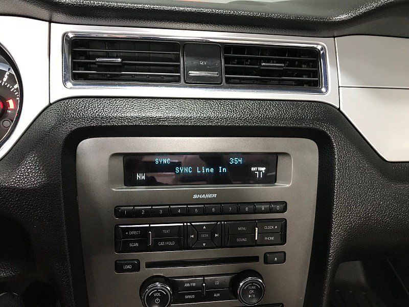 Used 2013 Ford Mustang GT Premium RWD image 31