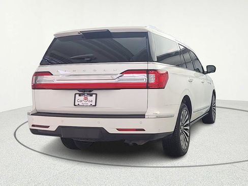 Used 2021 Lincoln Navigator Reserve image 7