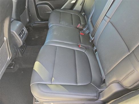 Used 2025 Lincoln Corsair AWD w/ Equipment Group 101A image 14