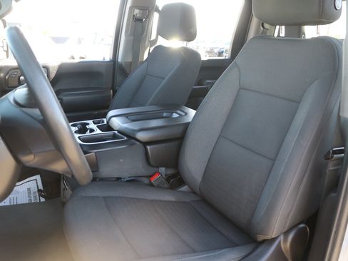 Used 2024 Chevrolet Silverado 2500 Custom w/ Custom Convenience Package AWD/4WD image 14