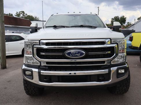 Used 2022 Ford F250 Lariat w/ Lariat Value Package AWD/4WD image 2