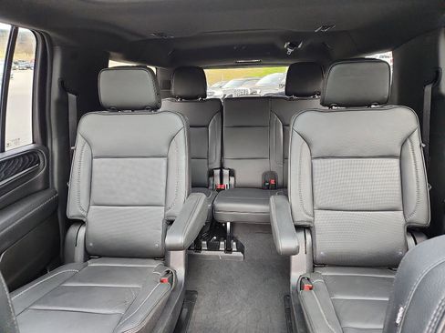 Certified 2022 GMC Yukon XL Denali image 20