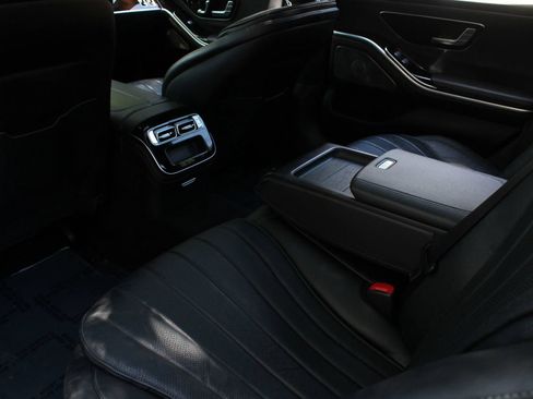 Used 2022 Mercedes-Benz S 500 4MATIC image 19