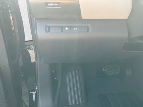 New 2026 Nissan Pathfinder SL AWD/4WD image 19