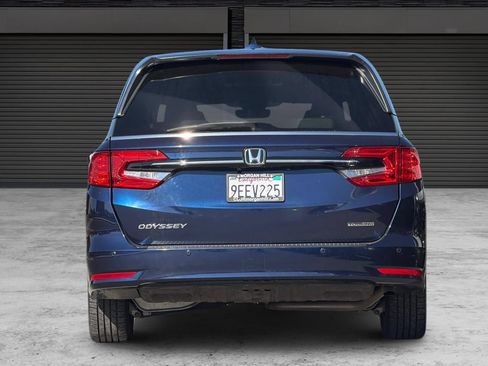 Used 2023 Honda Odyssey Touring image 5