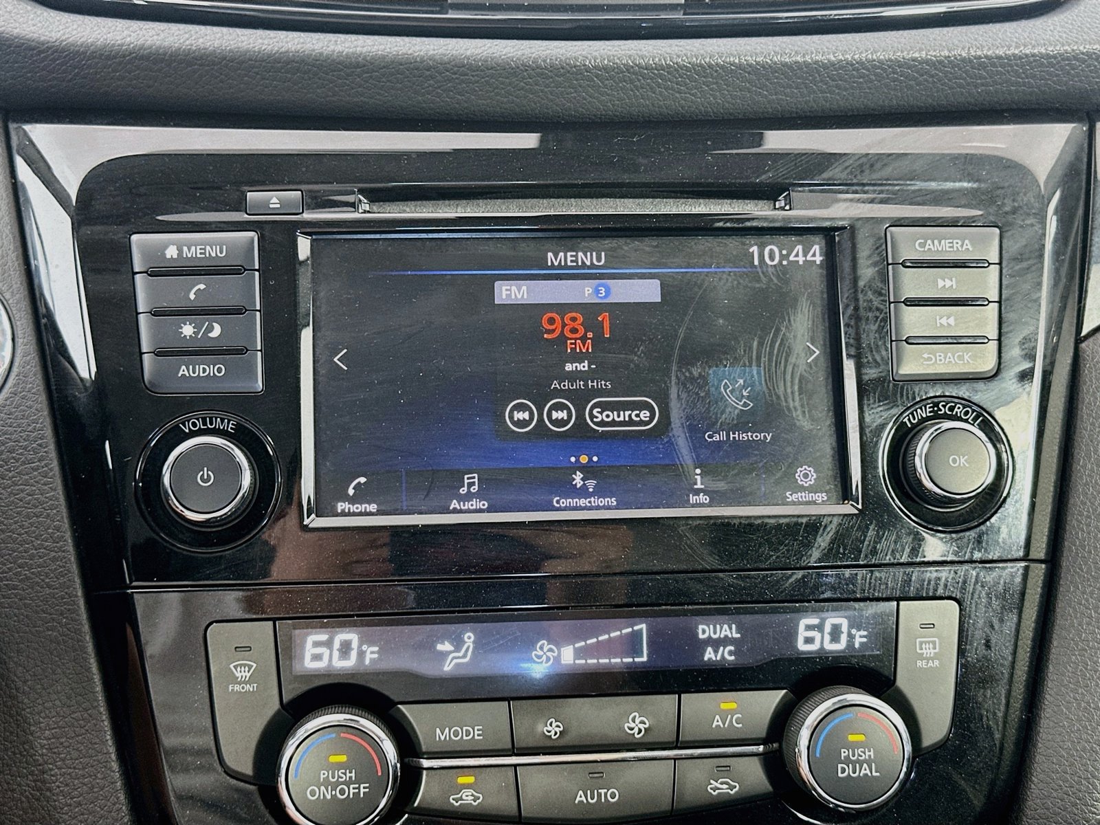 Used 2020 Nissan Rogue Sport SV AWD/4WD image 13