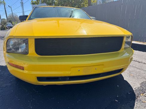 Used 2006 Ford Mustang Premium image 2