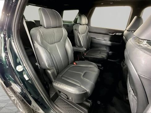 Used 2024 Hyundai Palisade Calligraphy FWD image 24