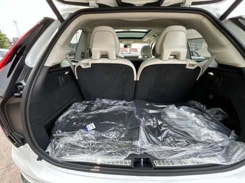 New 2026 Volvo XC90 B6 Ultra image 20
