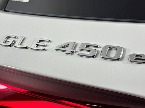 New 2026 Mercedes-Benz GLE 450e 4MATIC image 8