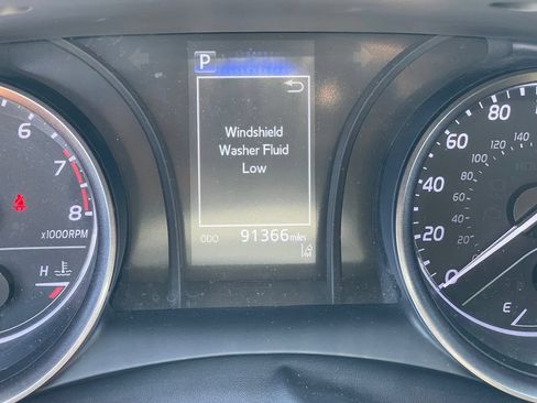 Used 2021 Toyota Camry SE FWD image 10
