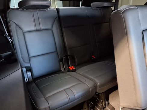 Used 2023 Chevrolet Tahoe RST AWD/4WD image 28