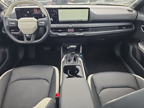 New 2026 Kia K4 GT-Line image 12