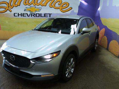 Used 2020 MAZDA CX-30 FWD w/ Select Package image 4