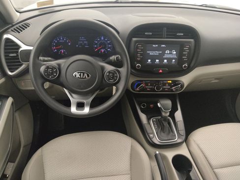 Used 2021 Kia Soul LX FWD image 22