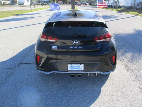 Used 2019 Hyundai Veloster Turbo image 5