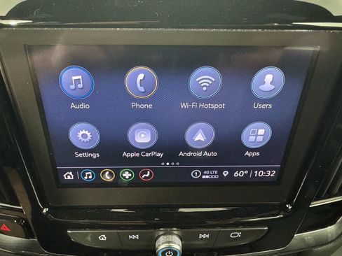 Used 2023 Chevrolet Traverse LT image 19