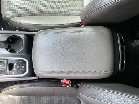 Used 2020 Hyundai Santa Fe Limited FWD image 20