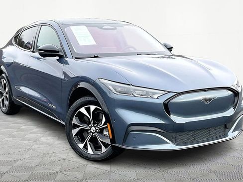 Used 2021 Ford Mustang Mach-E Premium image 3