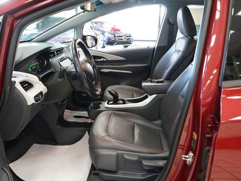 Used 2018 Chevrolet Bolt Premier w/ Driver Confidence II Package FWD image 29