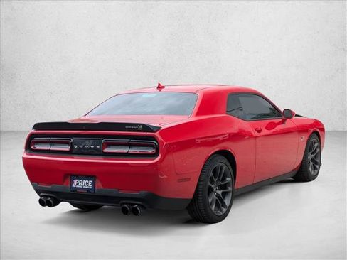 Used 2022 Dodge Challenger R/T Scat Pack image 5