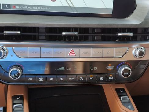 Used 2024 Kia Telluride SX Prestige X-Line AWD/4WD image 19