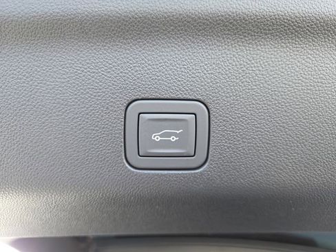 New 2026 Chevrolet Suburban High Country AWD/4WD image 21