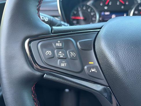 Used 2023 Chevrolet Equinox RS AWD/4WD image 17