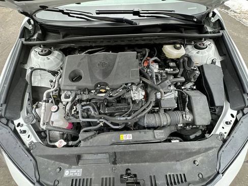 Used 2025 Toyota Camry XLE image 20