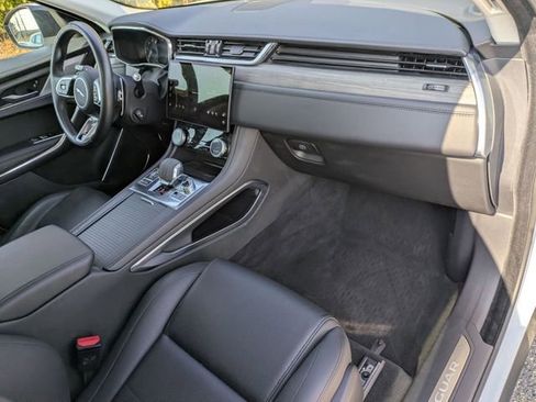 Used 2021 Jaguar F-PACE S image 19