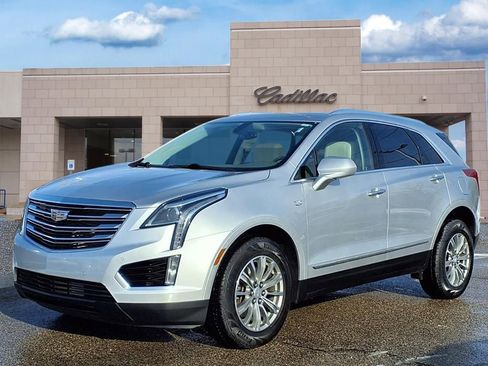 Used 2018 Cadillac XT5 Luxury image 1