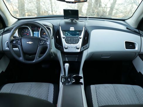 Used 2015 Chevrolet Equinox LS image 16