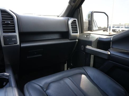 Used 2020 Ford F150 Platinum AWD/4WD image 9