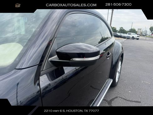 Used 2017 Volkswagen Beetle 1.8T SE FWD image 22