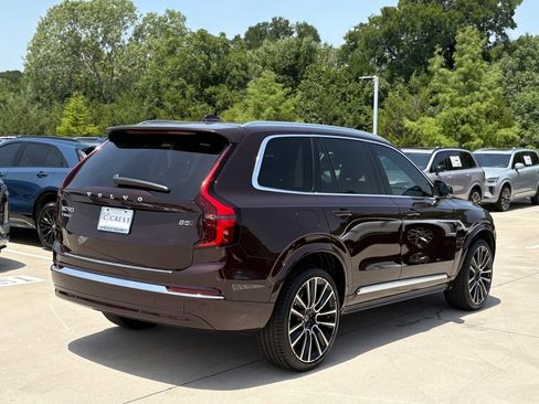 New 2026 Volvo XC90 B5 Ultra image 4