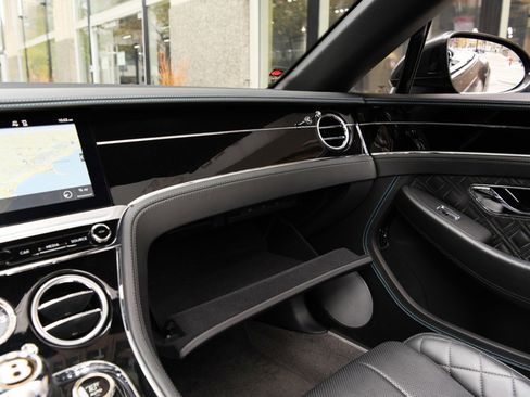 Used 2020 Bentley Continental GT image 16