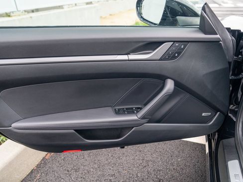 Used 2024 Porsche 911 Carrera 4S image 10