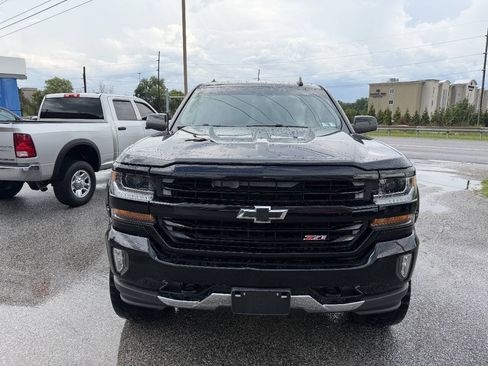 Used 2017 Chevrolet Silverado 1500 LT w/ All Star Edition AWD/4WD image 8