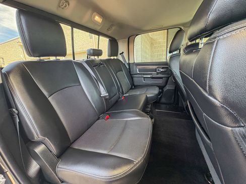 Used 2017 RAM 1500 Laramie w/ Convenience Group AWD/4WD image 29