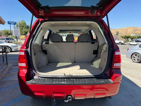 Used 2011 Ford Escape XLT w/ 201A Rapid Spec Order Code AWD/4WD image 23
