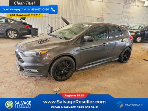 Used 2015 Ford Focus ST w/ Equipment Group 402A FWD image 1