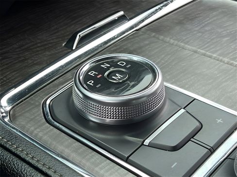 Used 2019 Ford Expedition Limited image 37