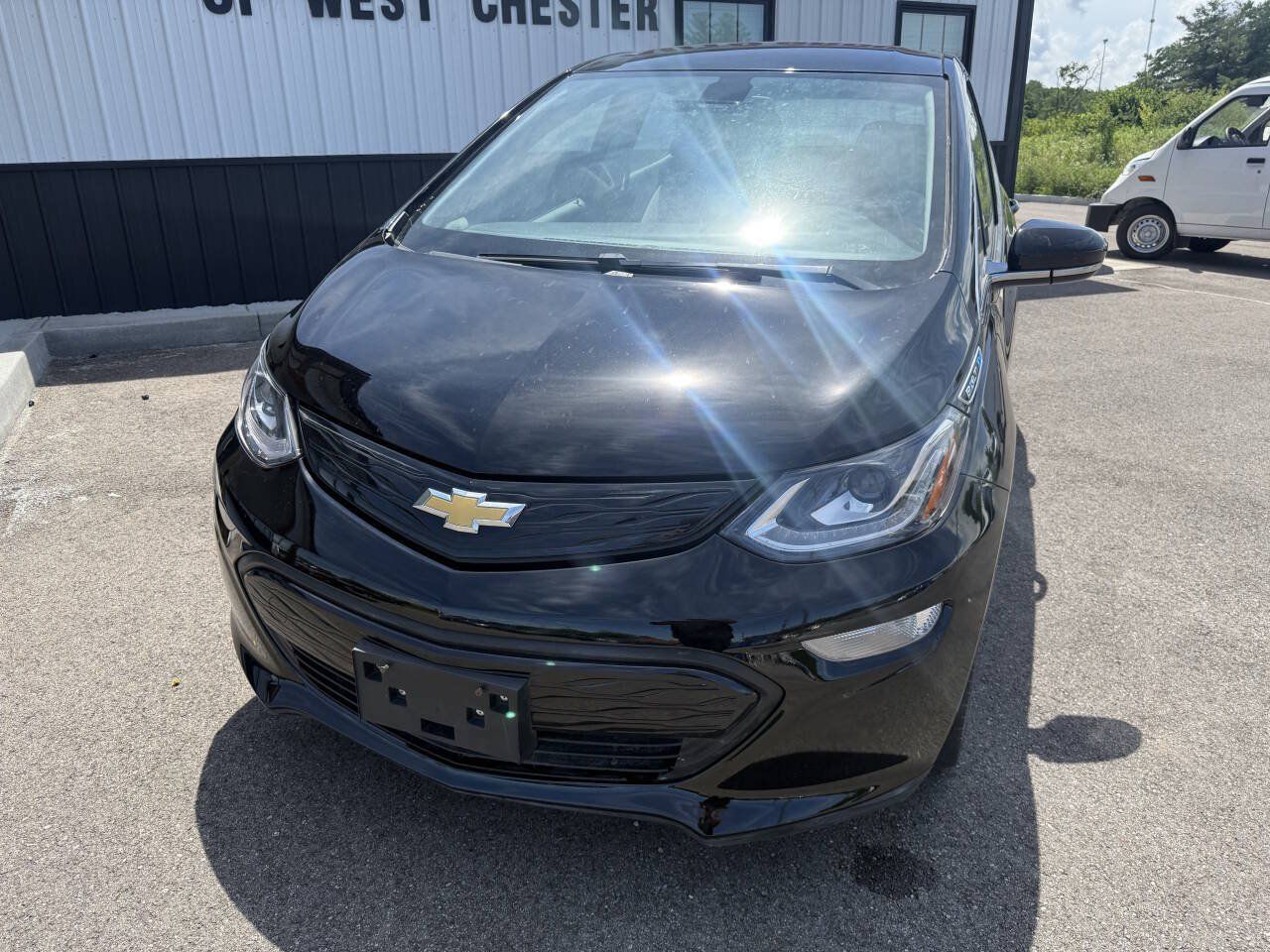 Used 2020 Chevrolet Bolt LT FWD image 2