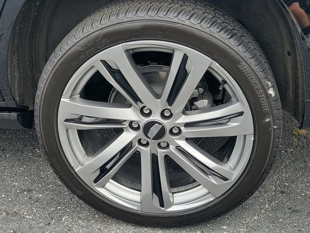 Certified 2025 Cadillac Escalade Sport Platinum AWD/4WD image 7