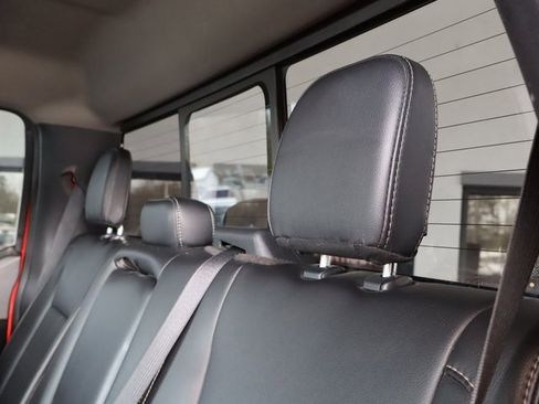 Used 2020 Ford F350 Lariat w/ Lariat Value Package image 43