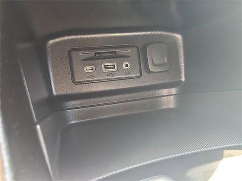 Used 2019 Chevrolet Equinox LT image 26