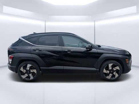 New 2026 Hyundai Kona Limited FWD image 2