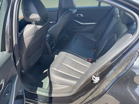 Used 2019 BMW 330i xDrive Sedan w/ Convenience Package AWD/4WD image 9
