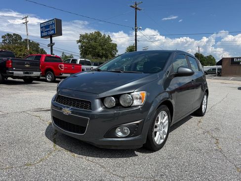 Used 2016 Chevrolet Sonic LT w/ Wheels and Fog Lamp Package FWD image 1