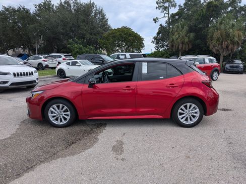 Used 2025 Toyota Corolla SE FWD image 7